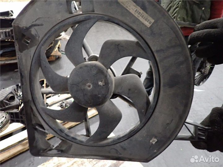 Вентилятор радиатора Opel Vivaro, 2003