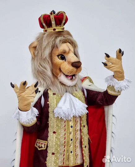 Поздравление Чебурашка Король Лев Киса Мишки Зайки