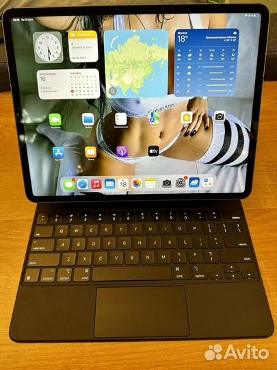 Apple magic keyboard iPad 12.9