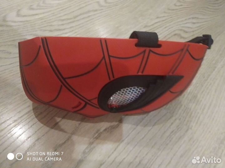 Маска человека паука