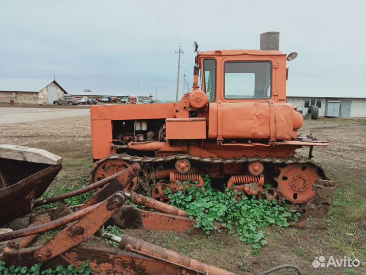 Трактор ВгТЗ ДТ-75, 1985