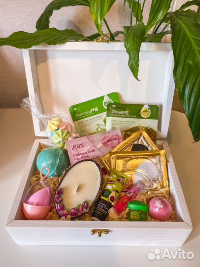 Подарочный бокс