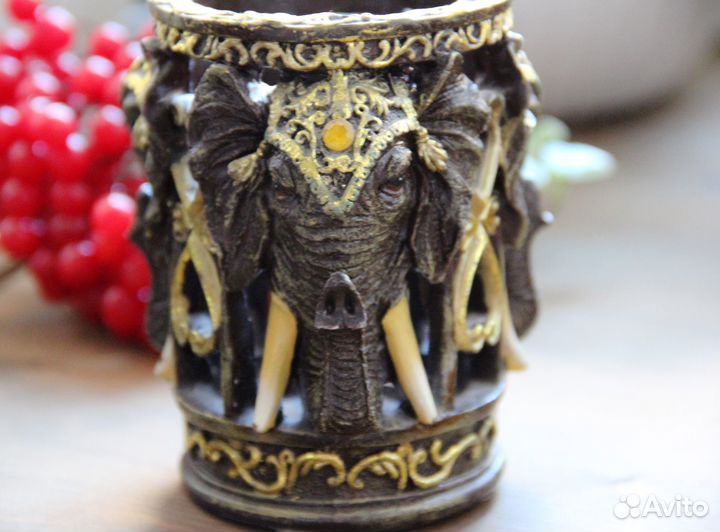 Подсвечник