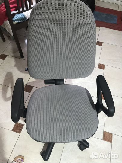 Компьютерное кресло
