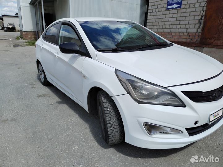 Hyundai Solaris 1.4 МТ, 2015, 196 000 км
