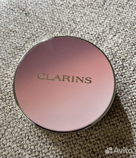 Тени для век clarins