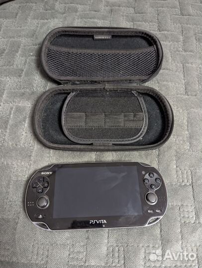 Игровая приставка PS vita