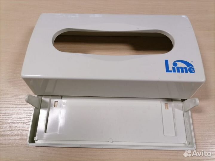 Продам дипенсер для полотенец