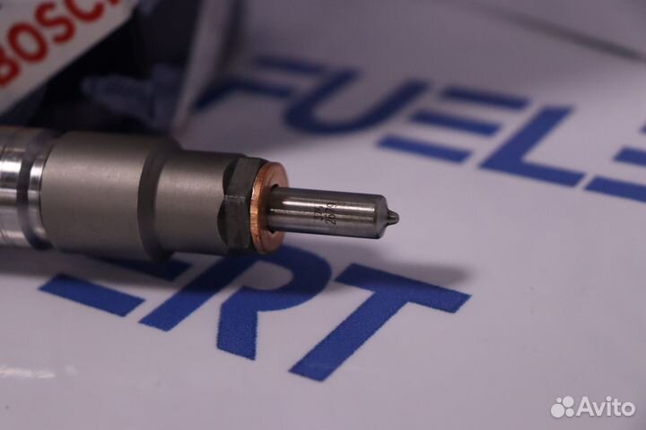 Форсунка топливная 0445120562