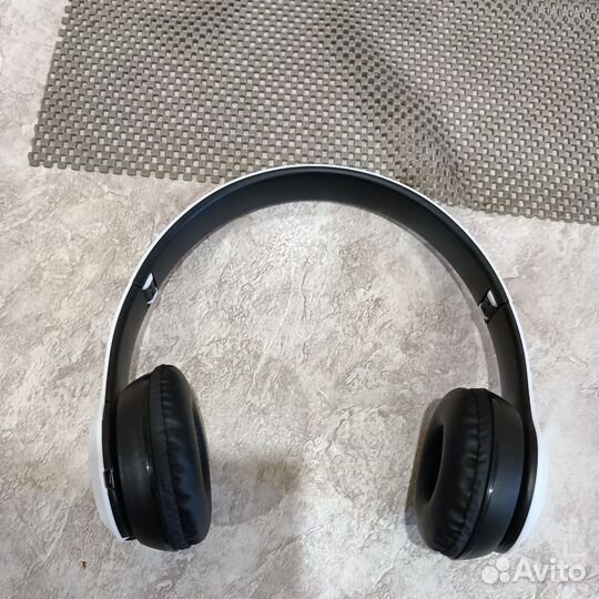 Беспроводные наушники P47
