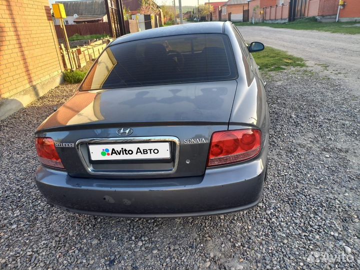 Hyundai Sonata 2.0 МТ, 2005, битый, 1 700 км