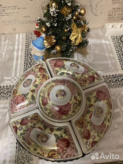 Менажница на 5 блюд