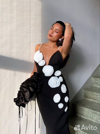 Вечернее платье с розами