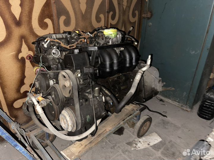 Двигатель mercedes e200