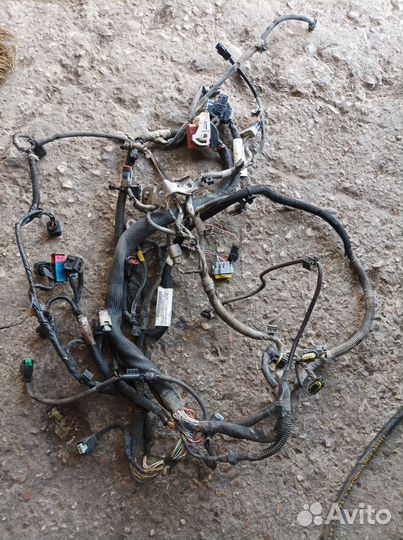 Жгут проводов двигателя Пежо 308 1.6 EP6