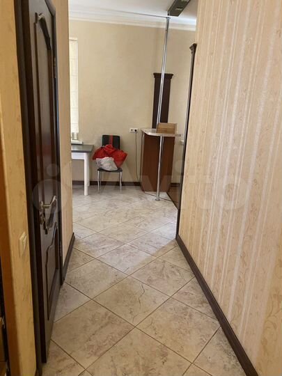 1-к. квартира, 60 м², 2/5 эт.