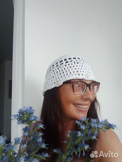 Летние вязаные шапочки