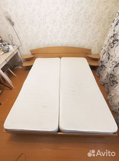 Кровать двухспальная бу