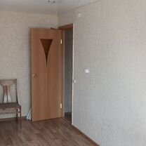 2-к. квартира, 42 м², 5/5 эт.