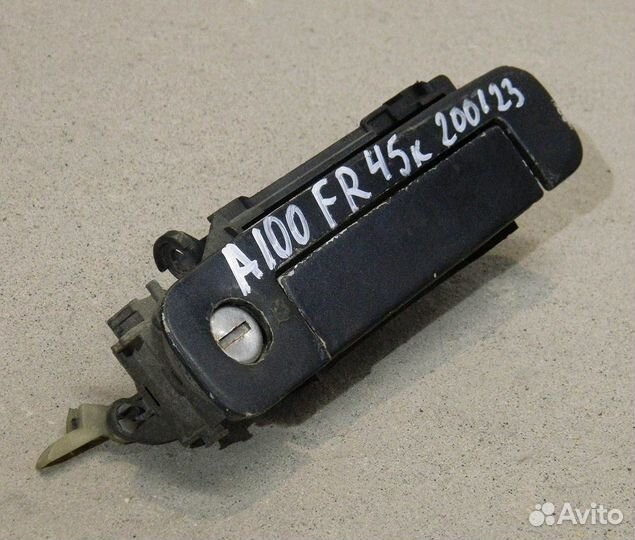 Ручка двери передней правой Audi 100 C4 45 кузов