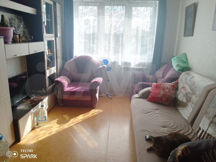 2-к. квартира, 44 м², 3/3 эт.