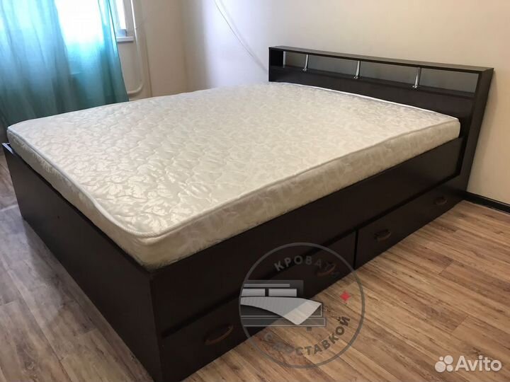 Кровать двухспальная