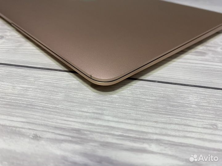 Macbook air m1 13