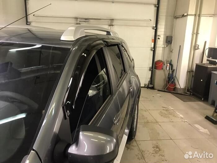 Дефлекторы боковых окон Renault Duster (2010-20