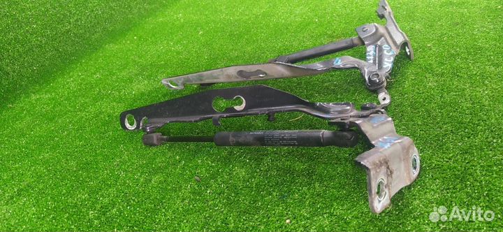 Петли капота Комплектом Volvo Xc60 B4204T6 2012