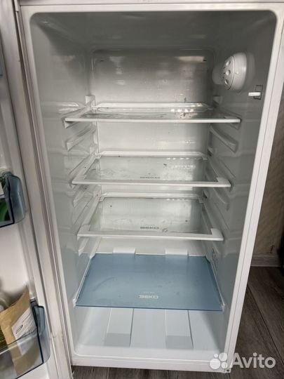 Холодильник beko