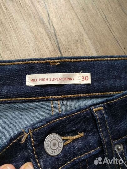 Джинсы Levis 30/32