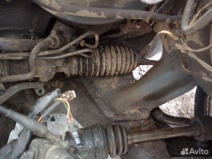 Рулевая рейка Сузуки Балено 1.6 МКПП 1997г