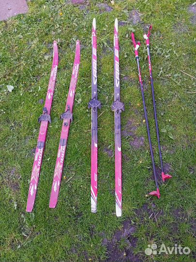 Лыжи и ботинки