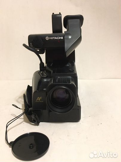 Видеокамера Htachi VM - 600 E