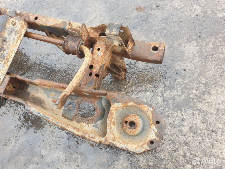 Подрамник Балка задней подвески Mazda 3 BK Мазда 3