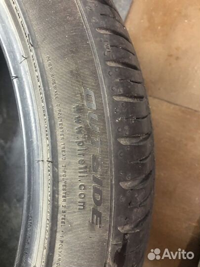 Pirelli P Zero 235/40 R19 96V