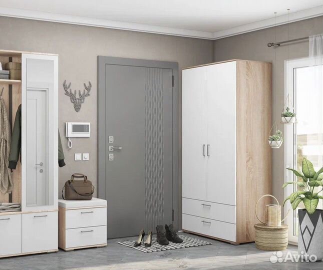 Шкаф распашной с ящиками белый