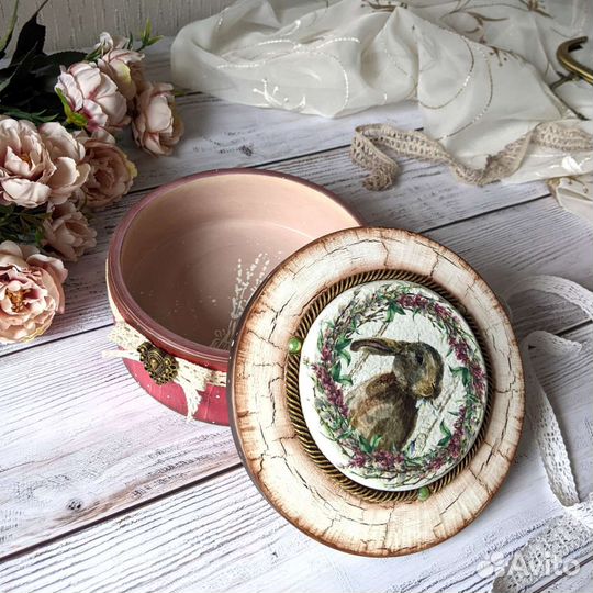 Шкатулки из массива дерева, ручная работа