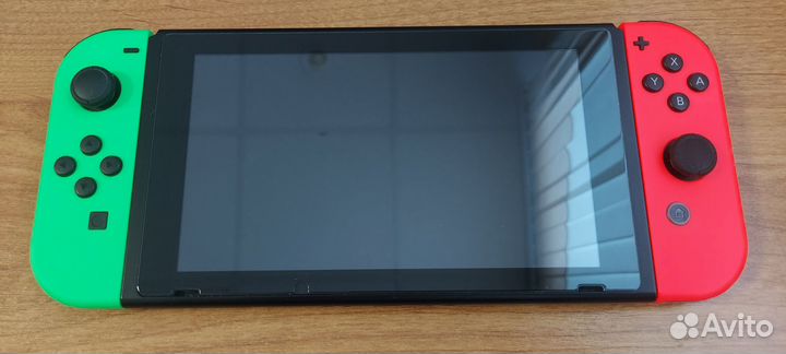 Nintendo switch rev 1 Прошитая без чиповки