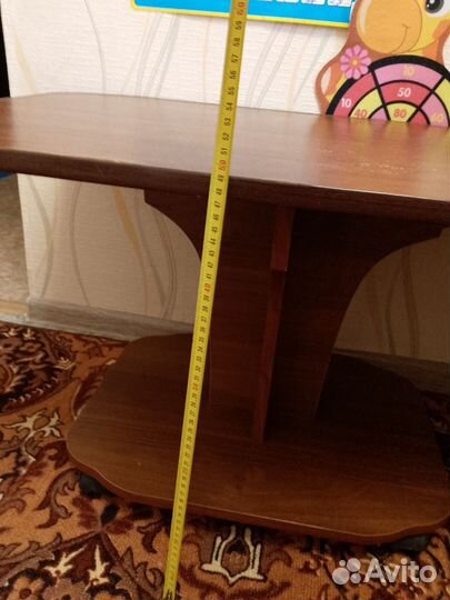 Журнальный столик