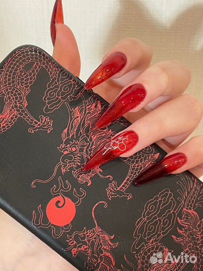 Маникюр и гель лак, модель