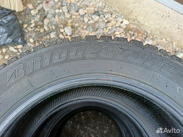 Bridgestone Ice Cruiser 7000 185/60 R15