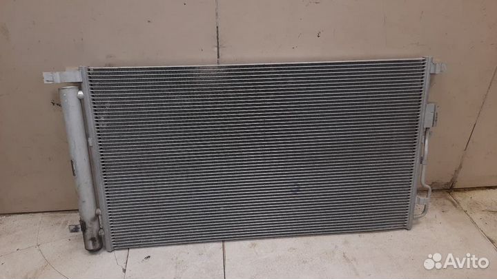 Радиатор кондиционера (конденсер) Hyundai Tucson