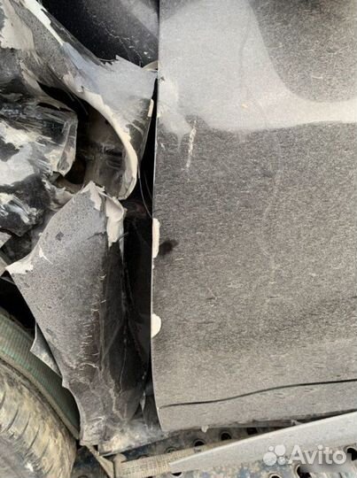 Дверь передняя левая Renault Fluence