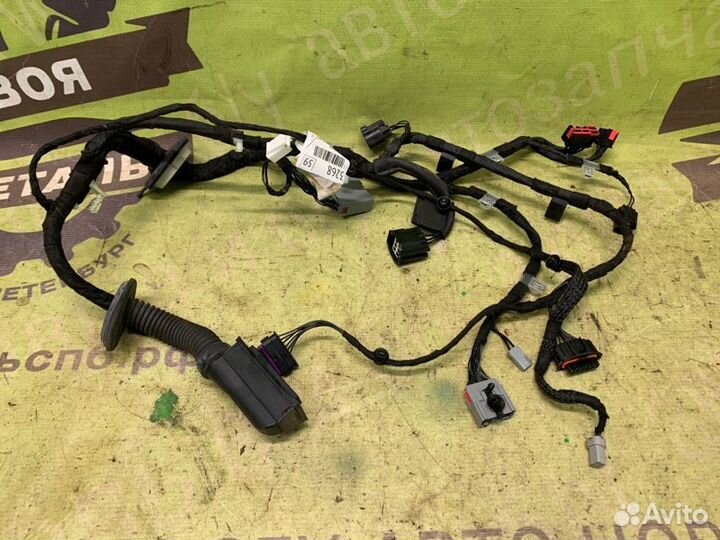 Коса двери передняя правая Land Rover Range Rover