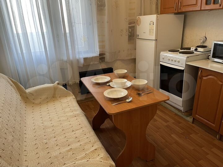 2-к. квартира, 56 м², 12/17 эт.