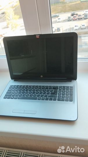 Ноутбук hp с зарядником
