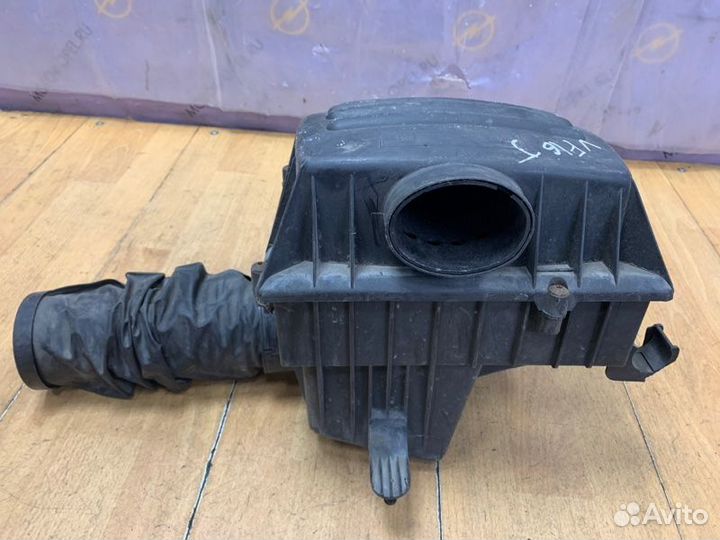 Корпус воздушного фильтра Opel Omega B Y26SE