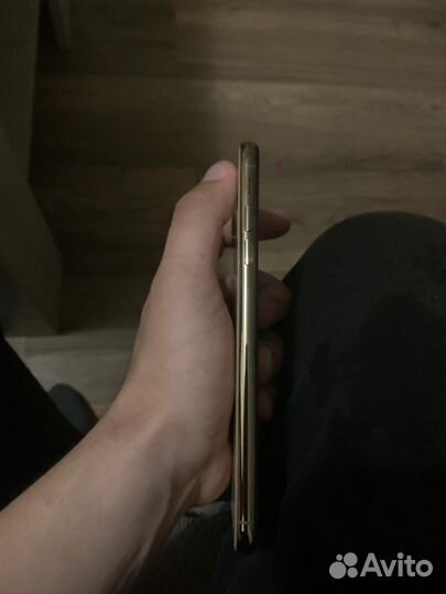 Телефон iPhone 10 xs max
