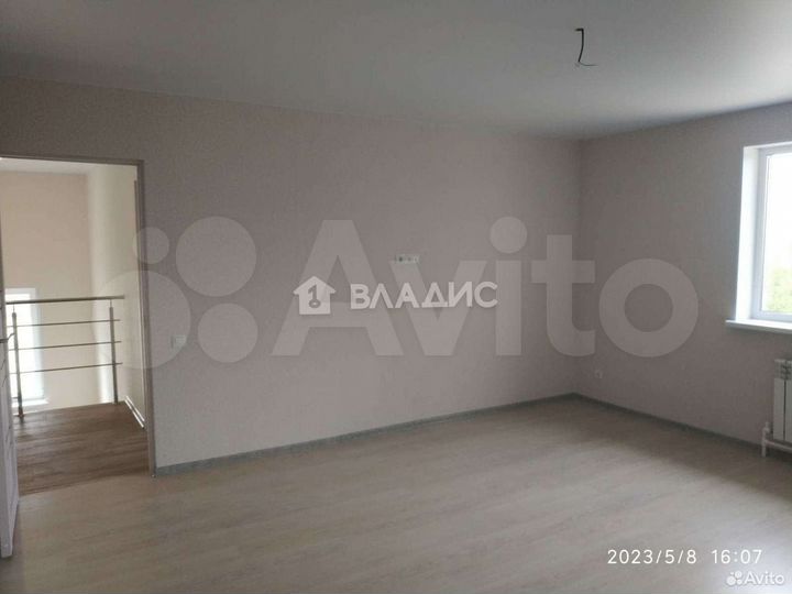 Дом 165 м² на участке 16 сот.